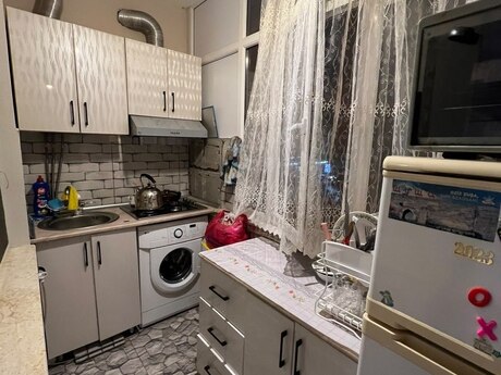 Аренда: 2-комнатная квартира, 45 м², Memar Əcəmi: 150 ₼/мес 2