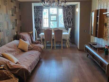 3 otaq · 70 m² · 3/5 mərtəbə, Nərimanov