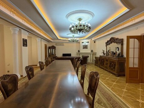 8-комнатная квартира, 500 м², Elmlər Akademiyası: 950 000 ₼ 2