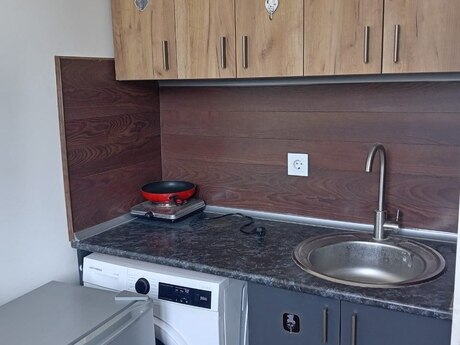 1-room apartment for rent, 10 m², Şah İsmayıl Xətai: 350 ₼/mo 4