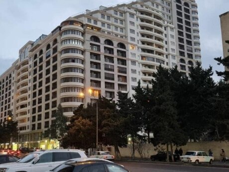 Объявление №6479488 - Баку, пос. Бакиханова, 2-комн., 61 м², 12/14 этаж