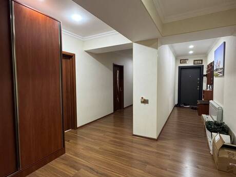 3 otaqlı mənzil, 130 m², Nəriman Nərimanov: 300 000 ₼ 3