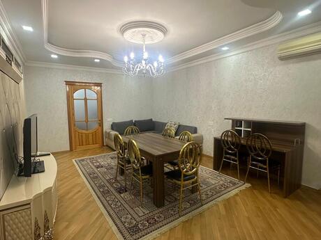 Elan №6479501 - Bakı, Gənclik m., 2 otaqlı, 100 m², 5/17 mərtəbə