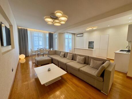 Kirayə 3 otaqlı mənzil, 120 m², 8 Noyabr: 1 450 ₼/ay 4