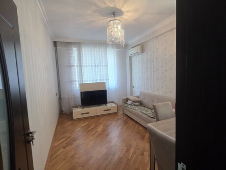 2-room apartment for rent, 70 m², Həzi Aslanov: 720 ₼/mo 4