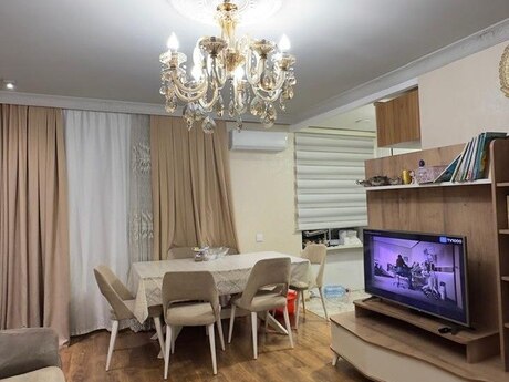 Kirayə 2 otaqlı mənzil, 70 m², Neftçilər: 800 ₼/ay 2