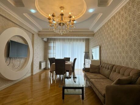 Kirayə 2 otaqlı mənzil, 80 m², Park Azure: 1 450 ₼/ay 3