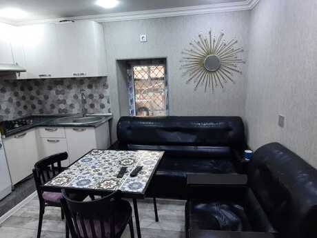 4-room apartment, 42 m², İçəri Şəhər: 160 000 ₼ 5