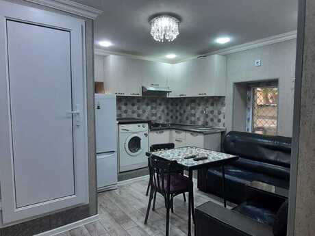 4-room apartment, 42 m², İçəri Şəhər: 160 000 ₼ 3