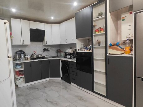 4 otaqlı mənzil, 90 m², Bakıxanov: 215 000 ₼ 5