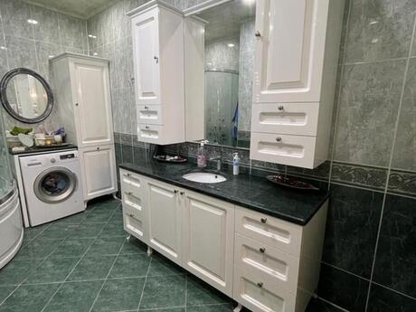 Kirayə 3 otaqlı mənzil, 135 m², Şah İsmayıl Xətai: 1 900 ₼/ay 4