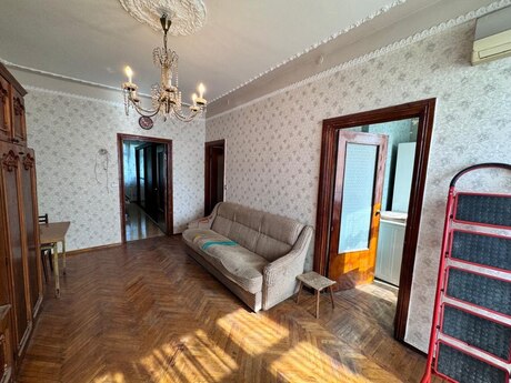 2-room apartment for rent, 50 m², Azadlıq Prospekti: 450 ₼/mo 2