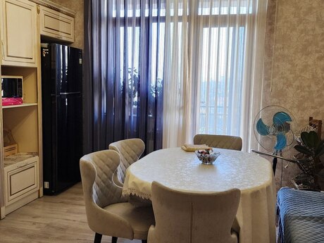 Объявление №6479850 - Баку, м. Ази Асланов, 2-комн., 95 м², 11/16 этаж