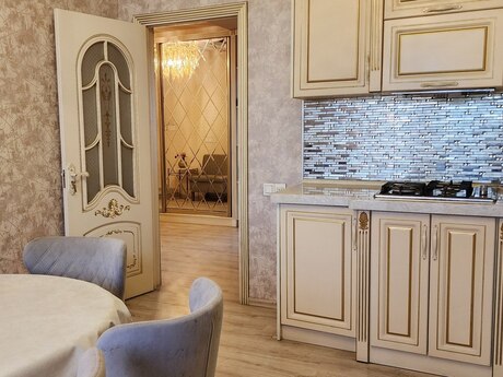 2-room apartment for rent, 95 m², Həzi Aslanov: 800 ₼/mo 2