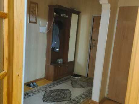 Yeni Günəşlidə 3 otaqlı köhnə tikili mənzil satılır, 90 m², 145 000 AZN, şəkil 4 / 12