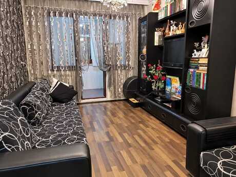 Объявление №6479905 - Баку, м. Халглар Достлугу, 2-комн., 50 м², 2/5 этаж