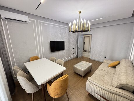 Kirayə 3 otaqlı mənzil, 120 m², 28 May: 1 600 ₼/ay 2