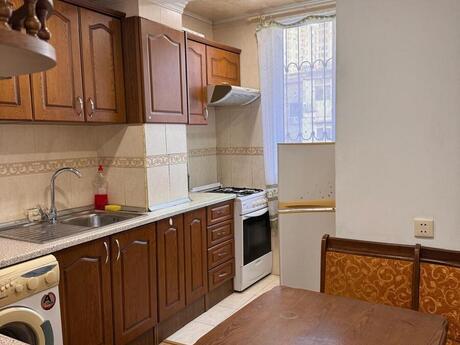 2 otaqlı mənzil, 50 m², Elmlər Akademiyası: 180 000 ₼ 3