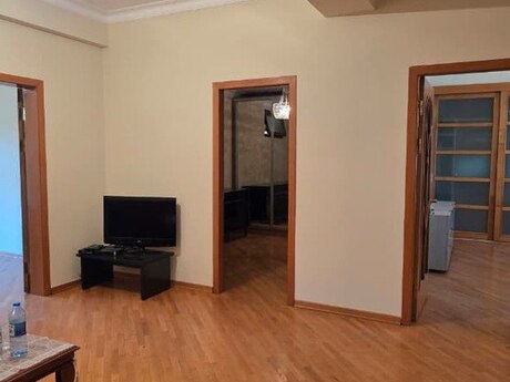 4-room apartment, 152 m², Sahil: 680 000 ₼ 4