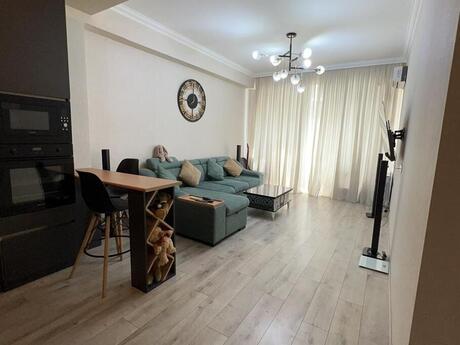 3-room apartment for rent, 112 m², 20 Yanvar: 1 000 ₼/mo 2