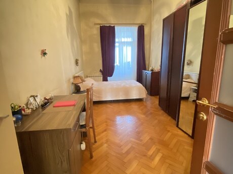 3 otaqlı mənzil, 85 m², Elmlər Akademiyası: 250 000 ₼ 4