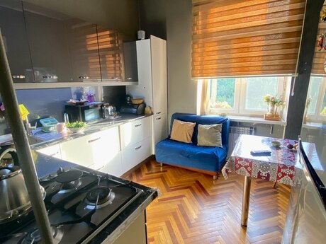 3 otaqlı mənzil, 85 m², Elmlər Akademiyası: 250 000 ₼ 2