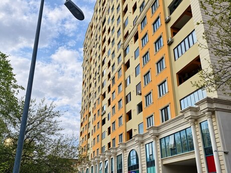 2 otaq · 90 m² · 11/16 mərtəbə, Elmlər Akademiyası