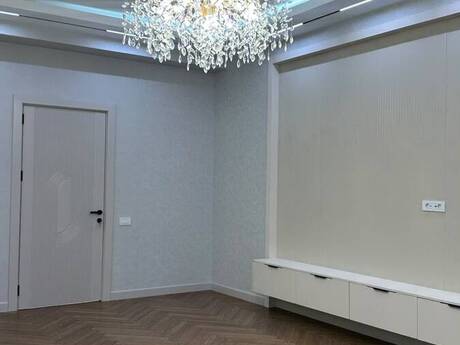 4-комнатная квартира, 185 м², Elmlər Akademiyası: 760 000 ₼ 3