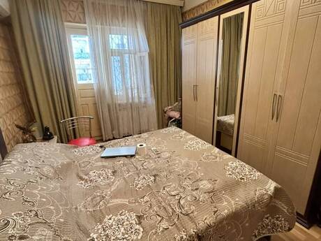 2-room apartment, 65 m², 8 Noyabr: 240 000 ₼ 4