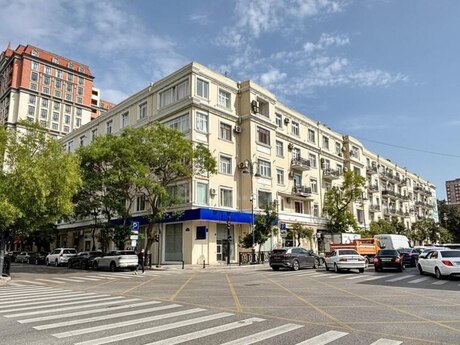 3-room apartment, 120 m², Nəsimi: 466 000 ₼ 2