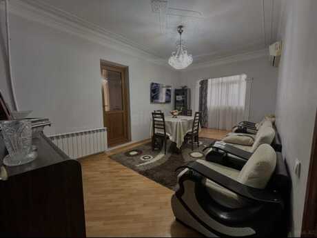 4-комнатная квартира, 112 м², Şah İsmayıl Xətai: 283 000 ₼ 2