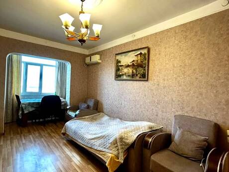 2-room apartment, 65 m², 8 Noyabr: 240 000 ₼ 3
