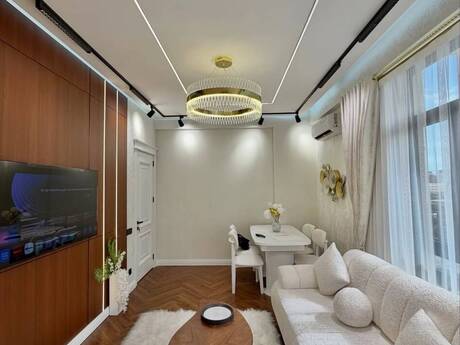 3 otaqlı mənzil, 90 m², 28 May: 395 000 ₼ 3