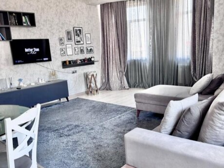 Kirayə 3 otaqlı mənzil, 110 m², Xətai: 800 ₼/ay 2