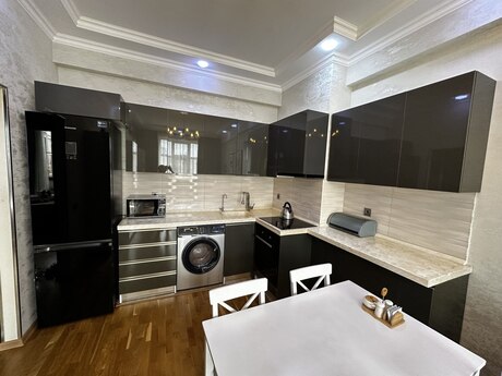 2-room apartment, 45 m², Azadlıq Prospekti: 172 000 ₼ 3