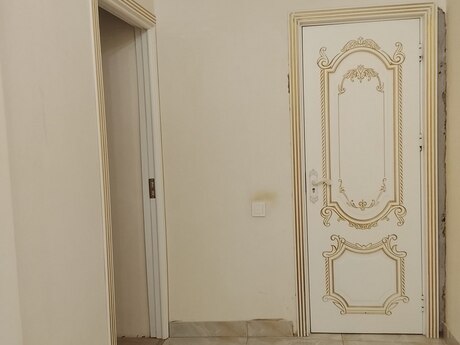 3-room apartment, 100 m², Azadlıq Prospekti: 300 000 ₼ 3