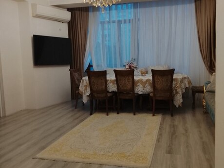 3 Azadlıq Prospekti
