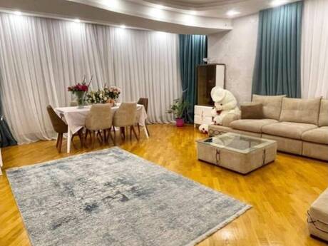 3-комнатная квартира, 135 м², İnşaatçılar: 338 000 ₼ 3