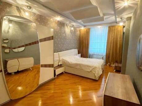 3-комнатная квартира, 135 м², İnşaatçılar: 338 000 ₼ 4