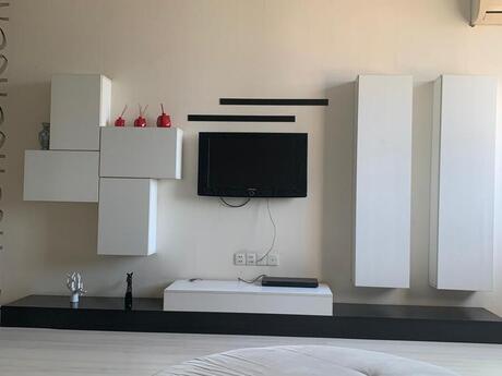 2-room apartment for rent, 100 m², Şah İsmayıl Xətai: 800 ₼/mo 3