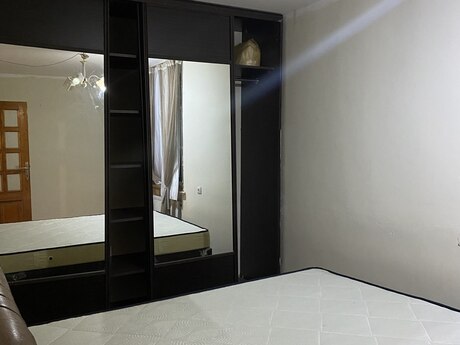 3 rooms · 70 m² · floor 1/5, Elmlər Akademiyası