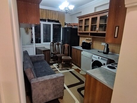 Аренда: 2-комнатная квартира, 70 м², Qara Qarayev: 600 ₼/мес 5