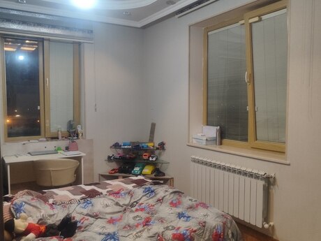 Kirayə 3 otaqlı mənzil, 100 m², Şah İsmayıl Xətai: 1 100 ₼/ay 3