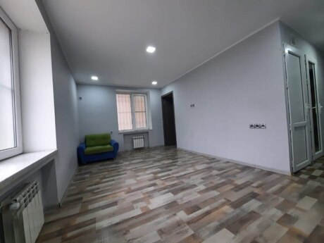 1-room apartment for rent, 40 m², Neftçilər: 450 ₼/mo 2