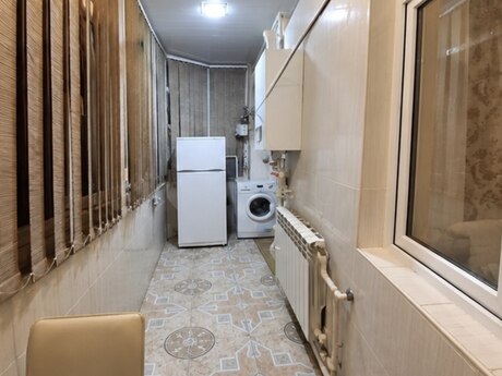 Kirayə 2 otaqlı mənzil, 100 m², İnşaatçılar: 200 ₼/ay 5
