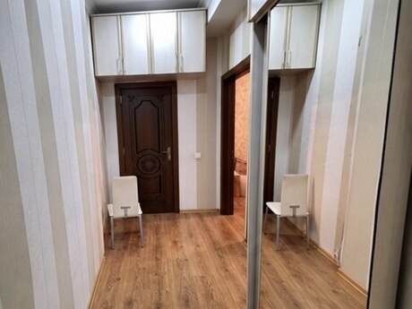 Kirayə 2 otaqlı mənzil, 100 m², İnşaatçılar: 200 ₼/ay 2
