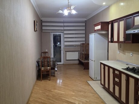 3-room apartment for rent, 126 m², Bakıxanov: 700 ₼/mo 5