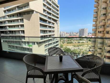 3 rooms · 150 m² · floor 8/27, Grand Hayat