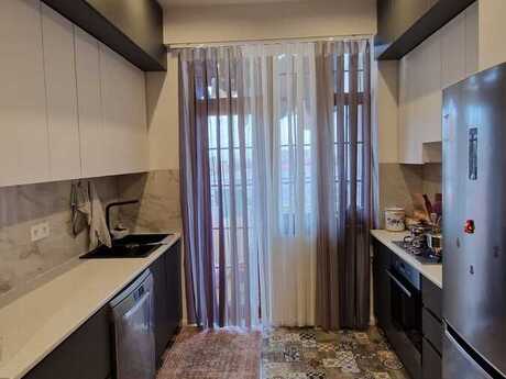 2-комнатная квартира, 62 м², Sahil: 147 000 ₼ 4