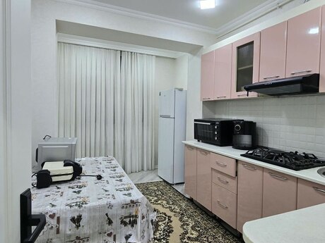 Аренда: 2-комнатная квартира, 65 м², 28 May: 750 ₼/мес 5